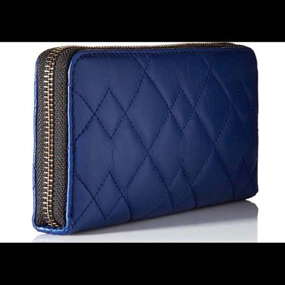 Marc by Marc Jacobs Quilted Ziparound Wallet - Picture 5 of 8